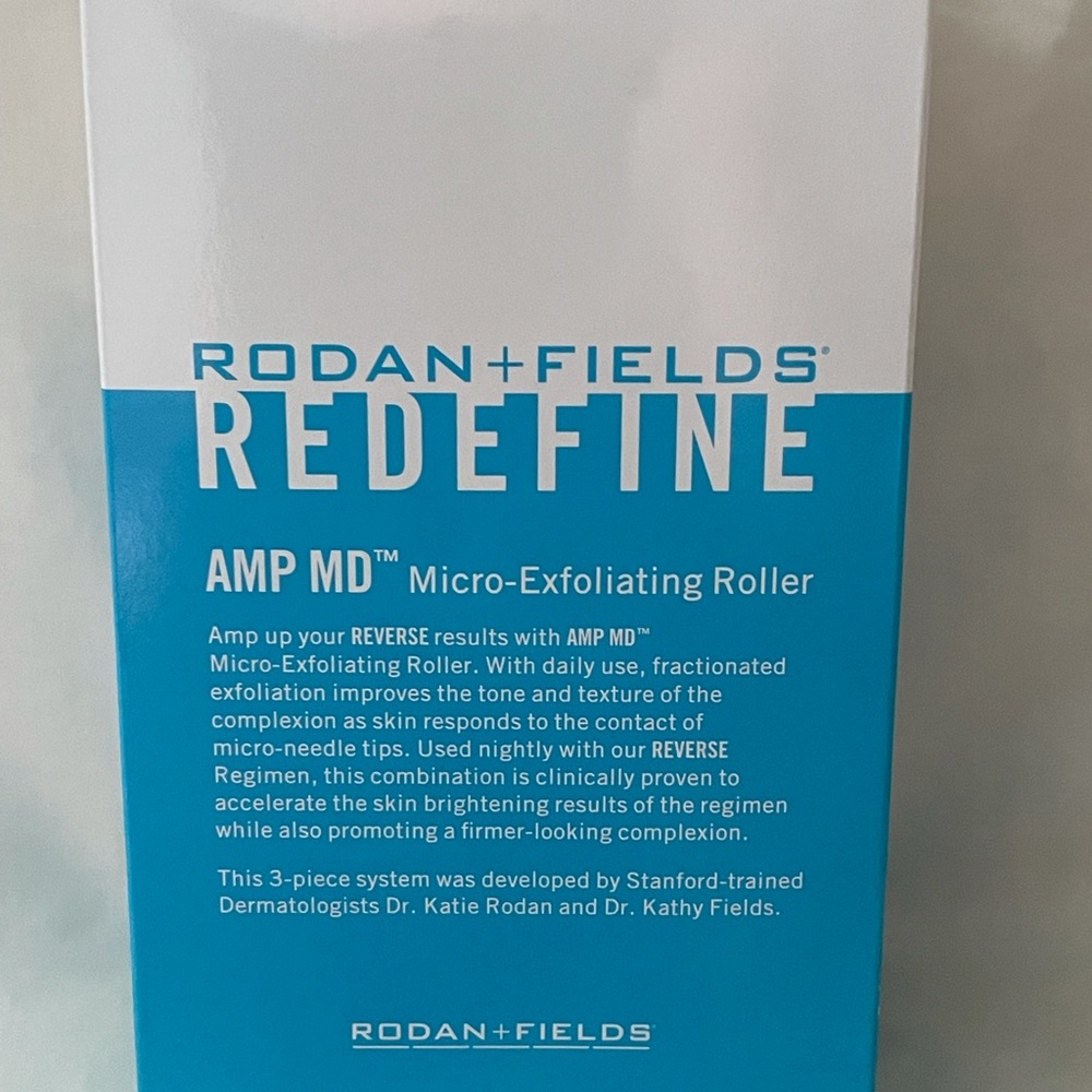 Rodan and Fields AMP-MD Micro-exfoliating roller